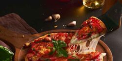 راز خوشمزگی پیتزا و فوت و فن و راز کش آمدن پنیر پیتزا