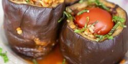 راز خوشمزگی دلمه بادمجان و سبزی و سس مناسب دلمه بادمجان