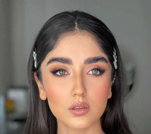 مدل آرایش صورت ساده و مجلسی به سبک اروپایی