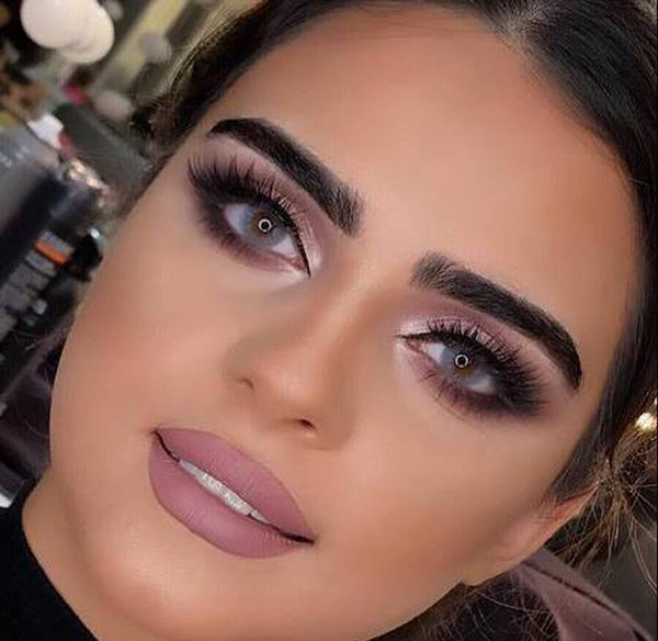 مدل آرایش صورت ساده و مجلسی به سبک اروپایی