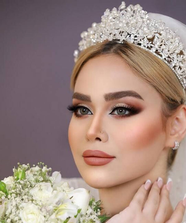 مدل آرایش عروس شیک با سبکی جدید و متفاوت