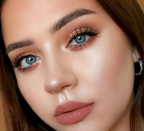 مدل آرایش دخترانه لایت و بسیار جذاب