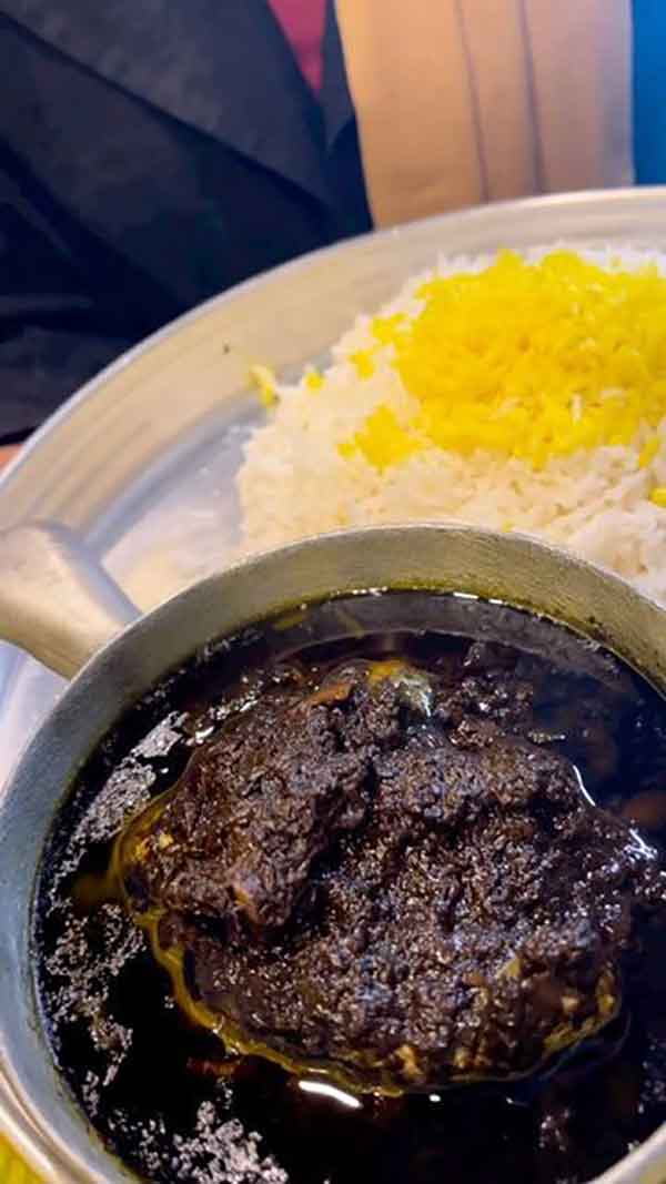 راز خوشمزگی قلیه ماهی نی نی سایت غلیظ شدن قلیه ماهی ادویه قلیه ماهی گرفتن تلخی قلیه ماهی نی نی سایت قلیه ماهی جنوبی اصل بهترین ماهی برای قلیه رفع ترشی قلیه ماهی طرز تهیه قلیه ماهی آبادانی