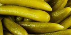 راز خوشمزگی خیار شور و فوت و فن خیارشور خوشمزه و فوری در خانه