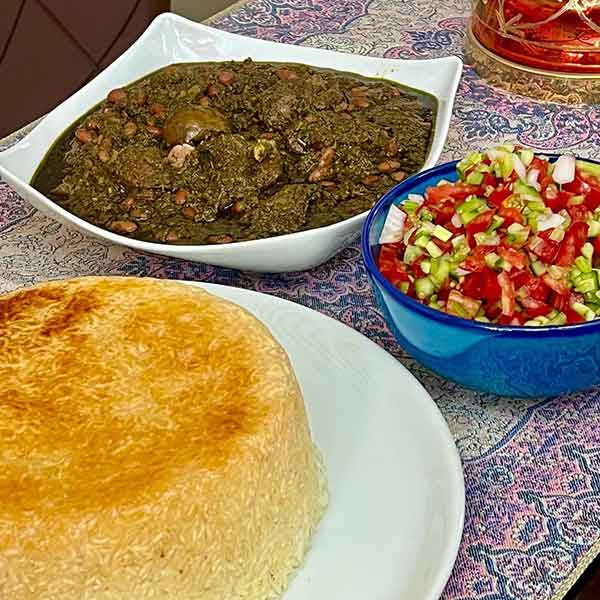 چاشنی سالاد شیرازی سالاد شیرازی با سس نی نی سایت سالاد شیرازی مجلسی سالاد شیرازی با چه غذایی سرو می شود نی نی سایت سالاد شیرازی نی نی سایت