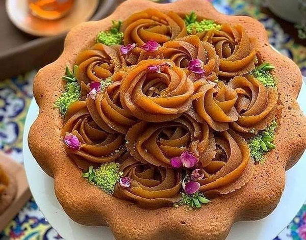 مدل حلوا تزیین شده مجلسی با طرح ساده و جذاب