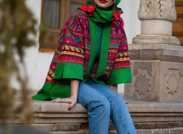 مدل مانتو کوتاه اسپرت دخترانه و زنانه در طرح های متنوع و جدید