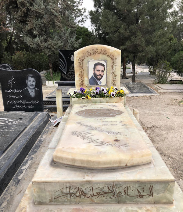 مدل سنگ قبر و مزار ساده با حکاکی بی نظیر