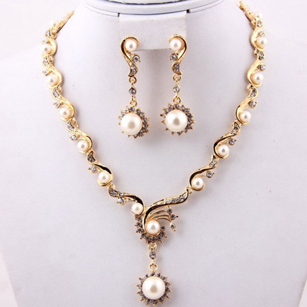 مدل سرویس طلا جدیدترین و به روزترین طرح ها برای افراد خاص