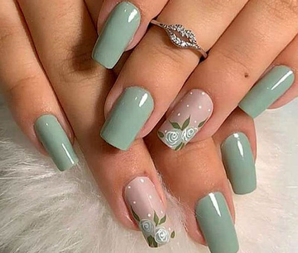 مدل طراحی ناخن شیک و ساده مناسب خانم های خوش سلیقه