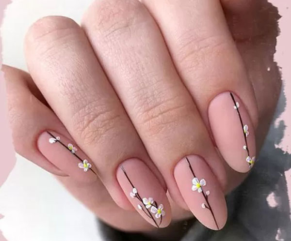 مدل طراحی ناخن شیک و ساده مناسب خانم های خوش سلیقه