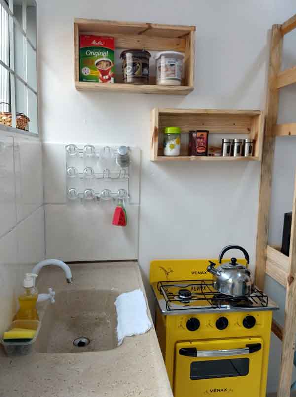مدل آشپزخانه ساده و شیک ایرانی (جذاب و بدون کابینت)