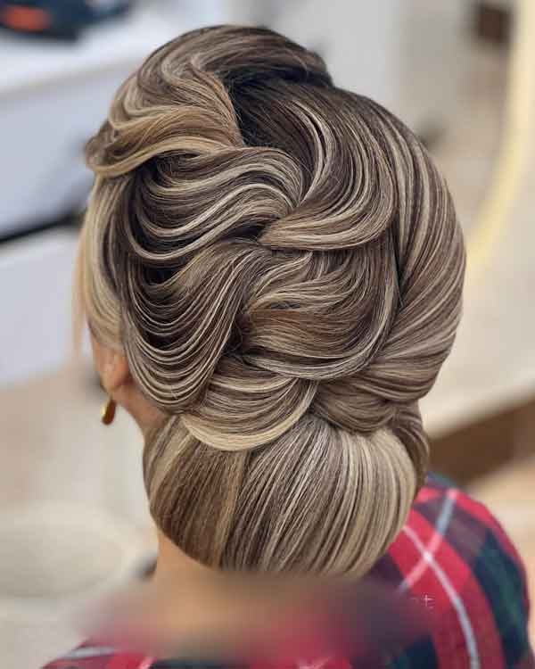 مدل مو دخترانه جدید و شیک شینیون شده برای عروسی