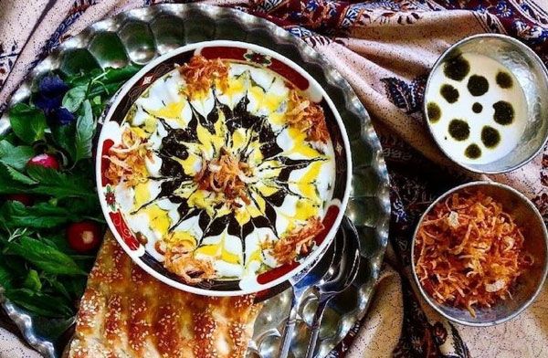 تزیین آش رشته برای نذری و مراسم با ایده های خلاقانه و زیبا