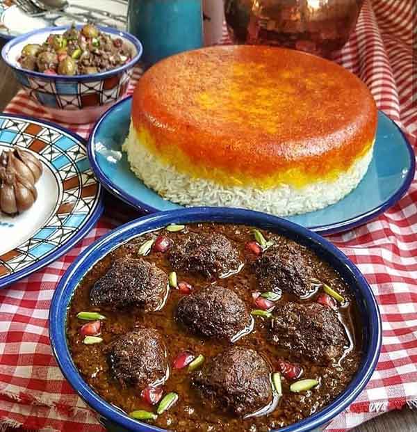 راز خوشمزگی فسنجان نی نی سایت فوت و فن فسنجون مجلسی رب انار فسنجون کی بریزیم چاشنی فسنجون نی نی سایت غلیظ شدن فسنجون نی نی سایت دسر خورشت فسنجان چیست فسنجون به صرفه ریختن سیب در فسنجان نی نی سایت