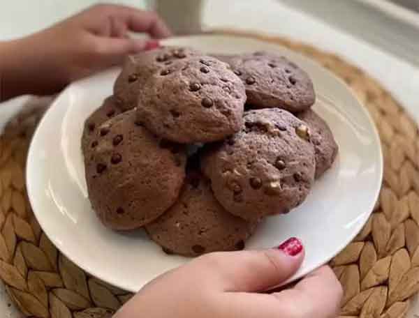 طرز تهیه کوکی ساده طرز تهیه کوکی آمریکایی طرز تهیه کوکی با سه مواد طرز تهیه کوکی گردویی انواع کوکی طرز تهیه کوکی شکلاتی فرانسوی