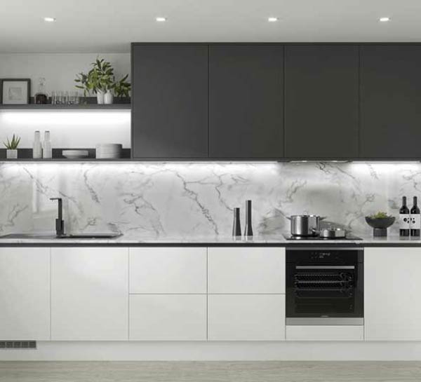 مدل آشپزخانه بدون اپن جدید با دکوراسیونی لاکچری و کابینت های شیک