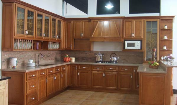 مدل آشپزخانه بدون اپن جدید با دکوراسیونی لاکچری و کابینت های شیک