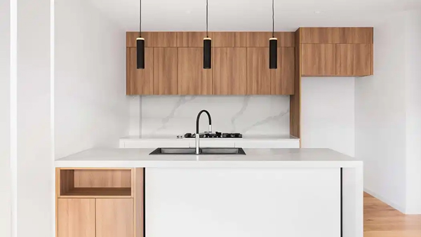 مدل آشپزخانه کوچک با کابینت های زیبای مدرن و کلاسیک