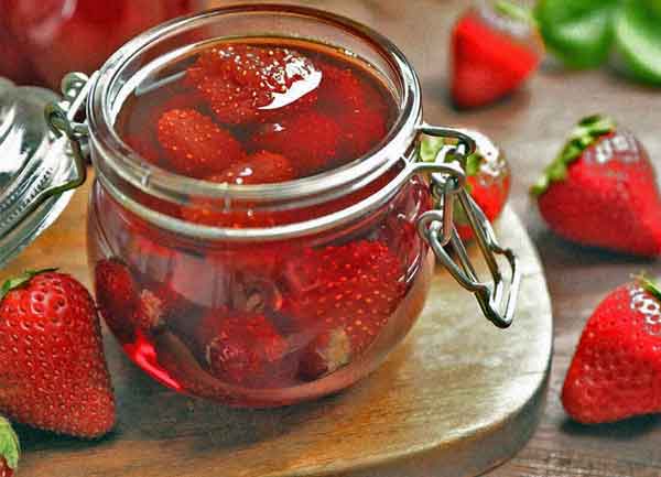 طرز تهیه مربای توت فرنگی خرد شده طرز تهیه سریع مربای توت فرنگی میزان شکر برای مربای توت فرنگی مربای توت فرنگی رزا منتظمی نکات پخت مربای توت فرنگی مربای توت فرنگی ساناز سانیا طرز تهیه مربای توت فرنگی گلخانه ای مربا و شربت توت فرنگی