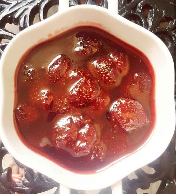 طرز تهیه مربای توت فرنگی خرد شده طرز تهیه سریع مربای توت فرنگی میزان شکر برای مربای توت فرنگی مربای توت فرنگی رزا منتظمی نکات پخت مربای توت فرنگی مربای توت فرنگی ساناز سانیا طرز تهیه مربای توت فرنگی گلخانه ای مربا و شربت توت فرنگی