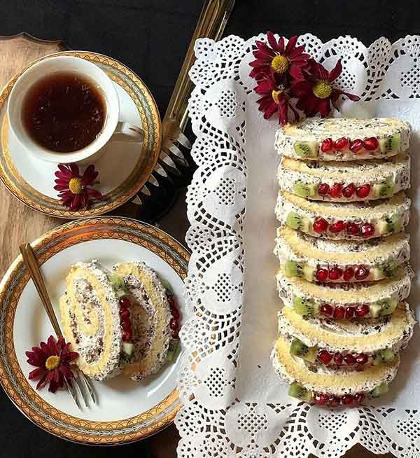 طرز تهیه رولت خامه ای با پیمانه طرز تهیه رولت خامه ای برای 10 نفر نکات پخت رولت خامه ای رولت گوشت کرمانی علت ترک خوردن رولت خامه ای طرز تهیه رولت خامه ای برای ۲۰نفر رولت گوشت جوادجوادی مواد لازم برای رولت خامه ای