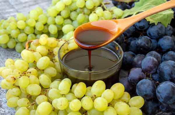 مضرات شیره انگور شیره انگور با چی بخوریم نی نی سایت شربت شیره انگور و گلاب خواص شیره انگور ناشتا خواص شیره انگور برای مردان شیره انگور را کی بخوریم خواص شربت شیره انگور صبحانه با شیره انگور