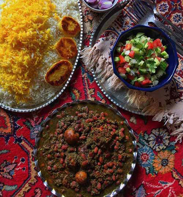 تزیین قورمه سبزی مجلسی ساده با ایده های زیبا و جذاب
