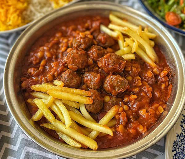 تزیین خورشت قیمه مجلسی با سیب زمینی و بادمجان