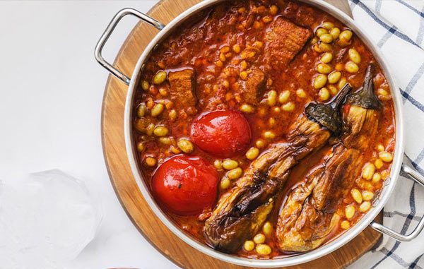 تزیین خورشت قیمه مجلسی با سیب زمینی و بادمجان