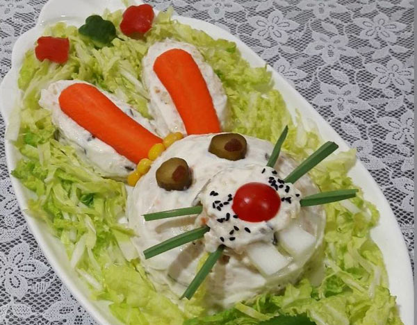 تزیین سالاد الویه با ایده های زیبا برای جشن و مهمانی ها