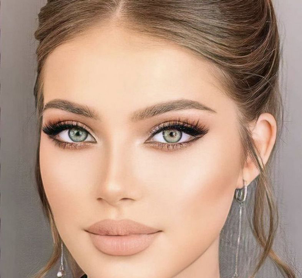 مدل آرایش دخترانه برای عروسی ساده و لایت بسیار زیبا