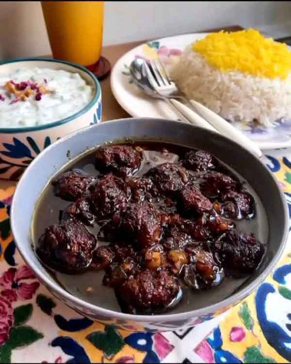 طرز تهیه خورش داوود پاشا با گردو خورش داوود پاشا با مرغ خورش داوود پاشا ساناز سانیا خورش داوود پاشا خوشمزه است؟ خورش داوود پاشا خانم گلاور خورش داوود پاشا نی نی سایت طرز تهیه خورش داوود پاشا در برنامه دستپخت طرز تهیه داوود پاشا با گوشت چرخ کرده