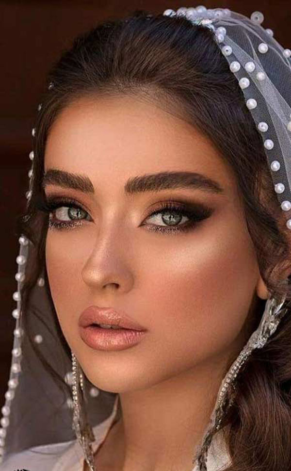مدل آرایش عروس ساده و شیک به سبک لایت با تکنیک های جدید