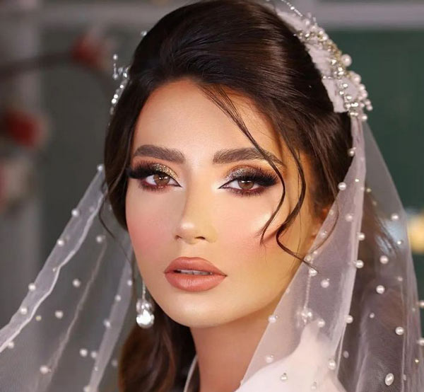مدل آرایش عروس ساده و شیک به سبک لایت با تکنیک های جدید