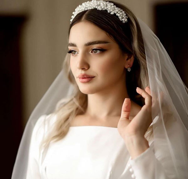 مدل آرایش مجلسی ساده و شیک لایت به سبک اروپایی جذاب و خیره کننده