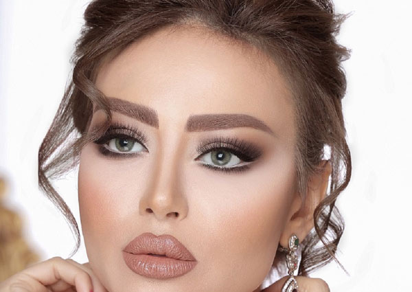 مدل آرایش مجلسی ساده و شیک لایت به سبک اروپایی جذاب و خیره کننده