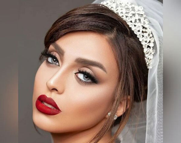 مدل آرایش مجلسی ساده و شیک لایت به سبک اروپایی جذاب و خیره کننده