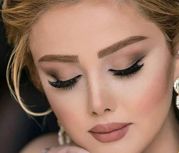 مدل آرایش ملایم لایت دخترانه بسیار زیبا با تکنیک های جدید
