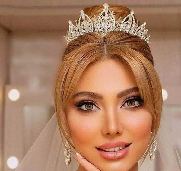 مدل آرایش صورت ۱۴۰۲ به سبک لایت بسیار زیبا و جذاب