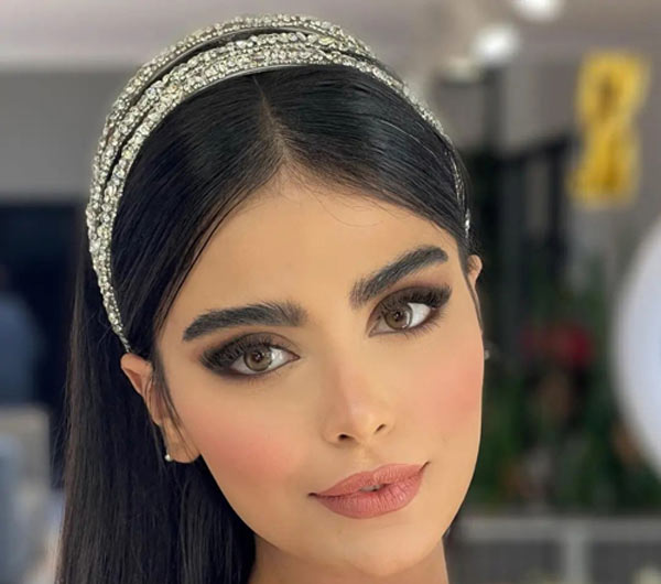 مدل آرایش صورت ۱۴۰۲ به سبک لایت بسیار زیبا و جذاب