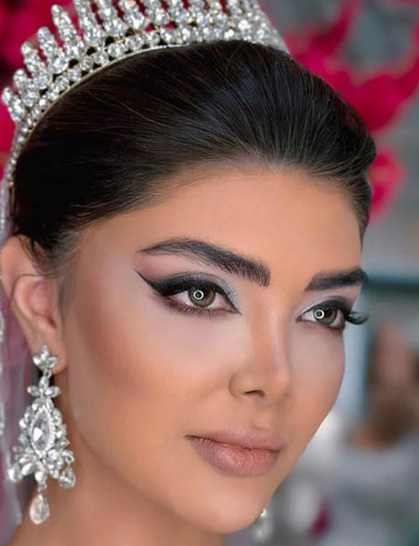 مدل آرایش صورت ۱۴۰۲ به سبک لایت بسیار زیبا و جذاب