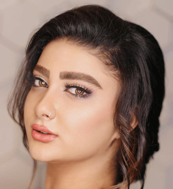 مدل آرایش صورت ۱۴۰۲ به سبک لایت بسیار زیبا و جذاب