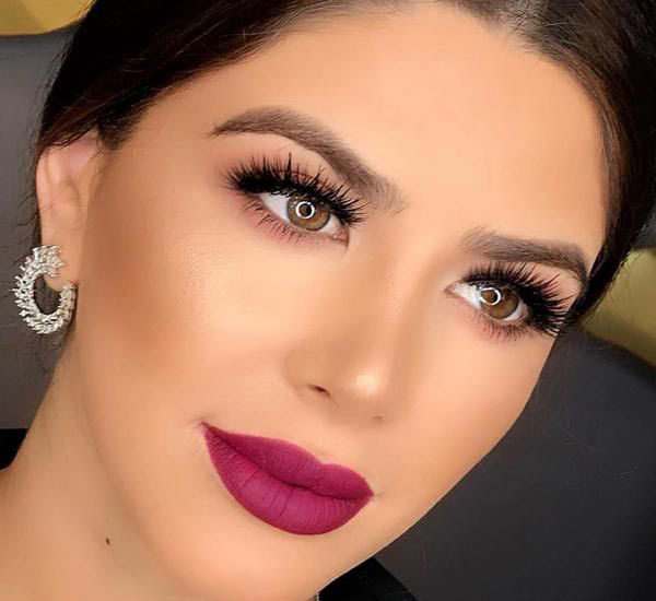 مدل آرایش صورت دخترونه ملایم و ساده مناسب مهمانی و دورهمی دوستانه