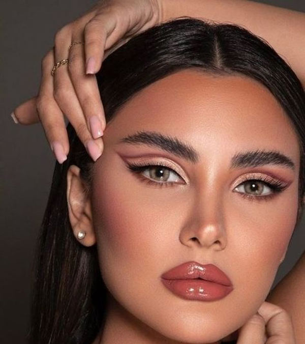 مدل آرایش صورت ساده و ملایم مناسب برای عروسی و مهمانی