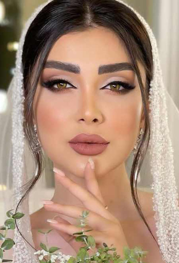 مدل آرایش زنانه شیک لایت و جذاب به سبک اروپایی