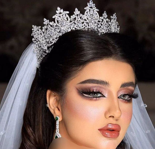 مدل آرایش زنانه شیک لایت و جذاب به سبک اروپایی