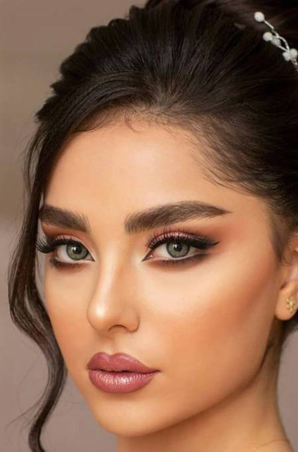 مدل آرایش زنانه شیک لایت و جذاب به سبک اروپایی