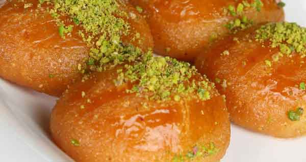 شیرینی شکر پاره بدون ارد سمولینا شکر پاره با ارد گندم شکر پاره ترکیه شکر پاره تبریز طرز تهیه شکر پاره شیرینی شکر پاره خانم احدی