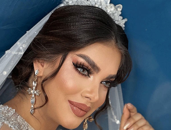مدل آرایش زنانه ساده و شیک ملایم بسیار زیبا مناسب انواع فرم صورت